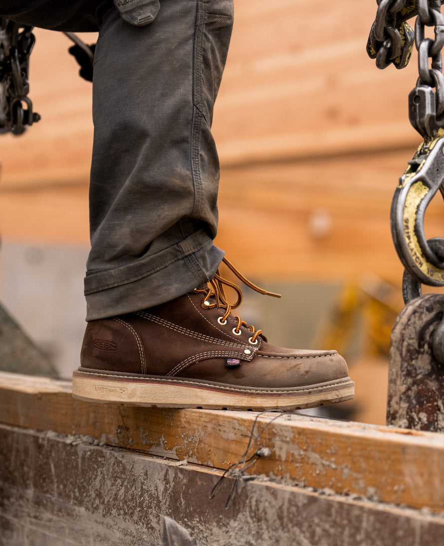 Men's Liberty 6" Waterproof Boot (Carbon Toe) - Chestnut/Gum