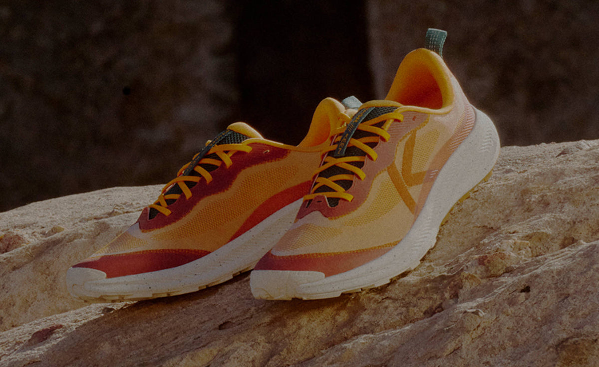 Men's Wander Trail Running Shoe - Fossil Orange/Carrot Curl