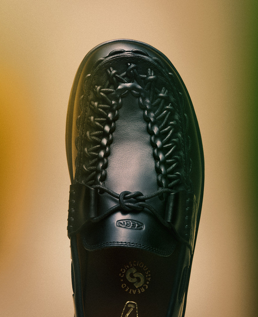 Women's UNEEK Loafer - Nocturnal Black