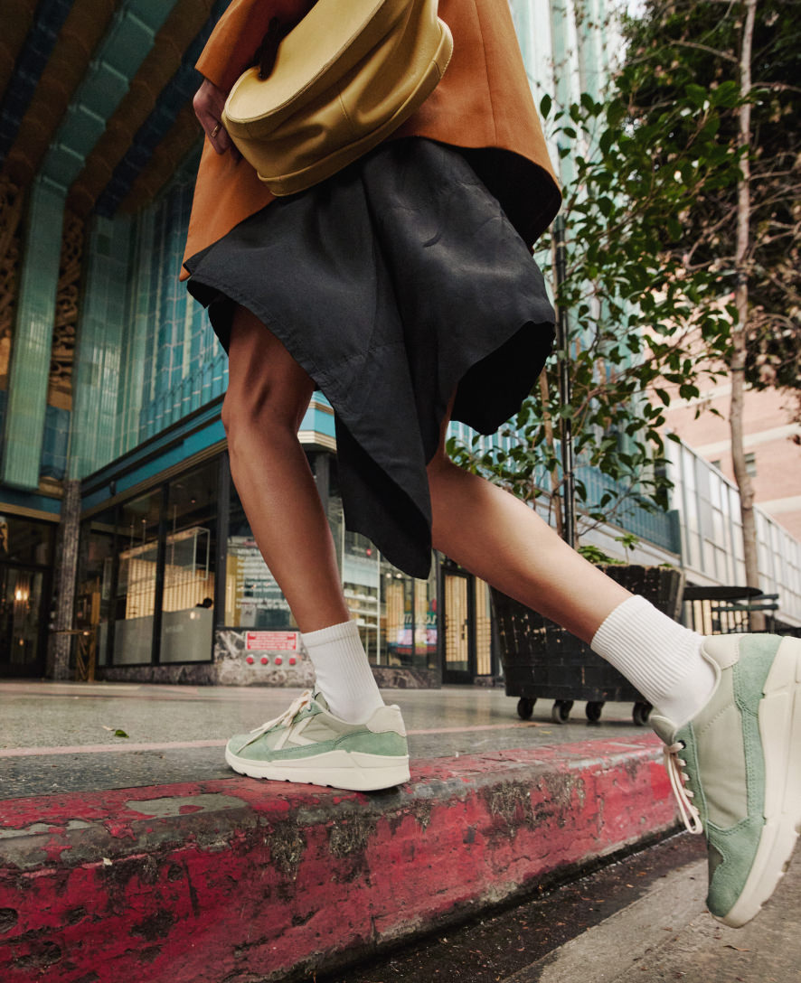 Women's KM2 Jogger - Iceberg Green/Desert Sage