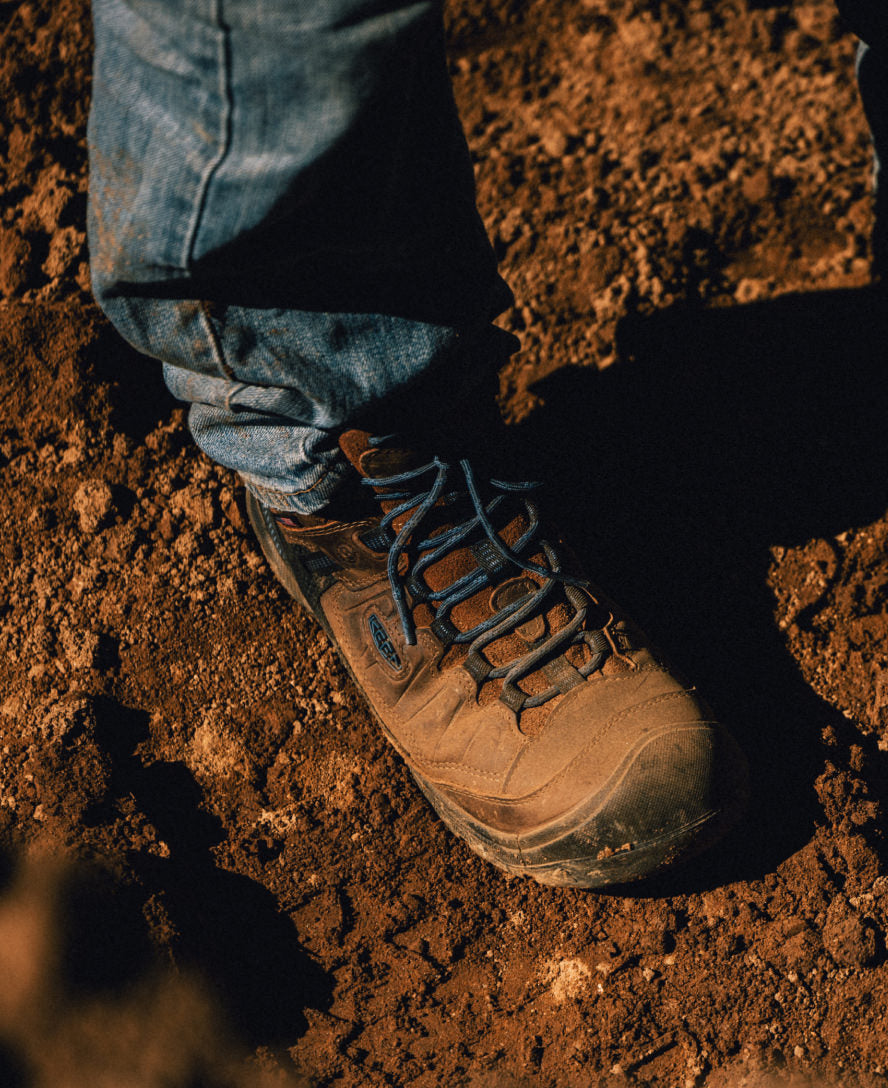 Men's Targhee IV Leather Waterproof Work Boot (Carbon Toe) - Bison/Black