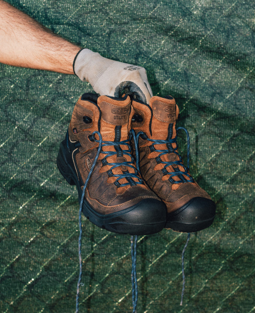 Men's Targhee IV Leather Waterproof Work Boot (Carbon Toe) - Bison/Black