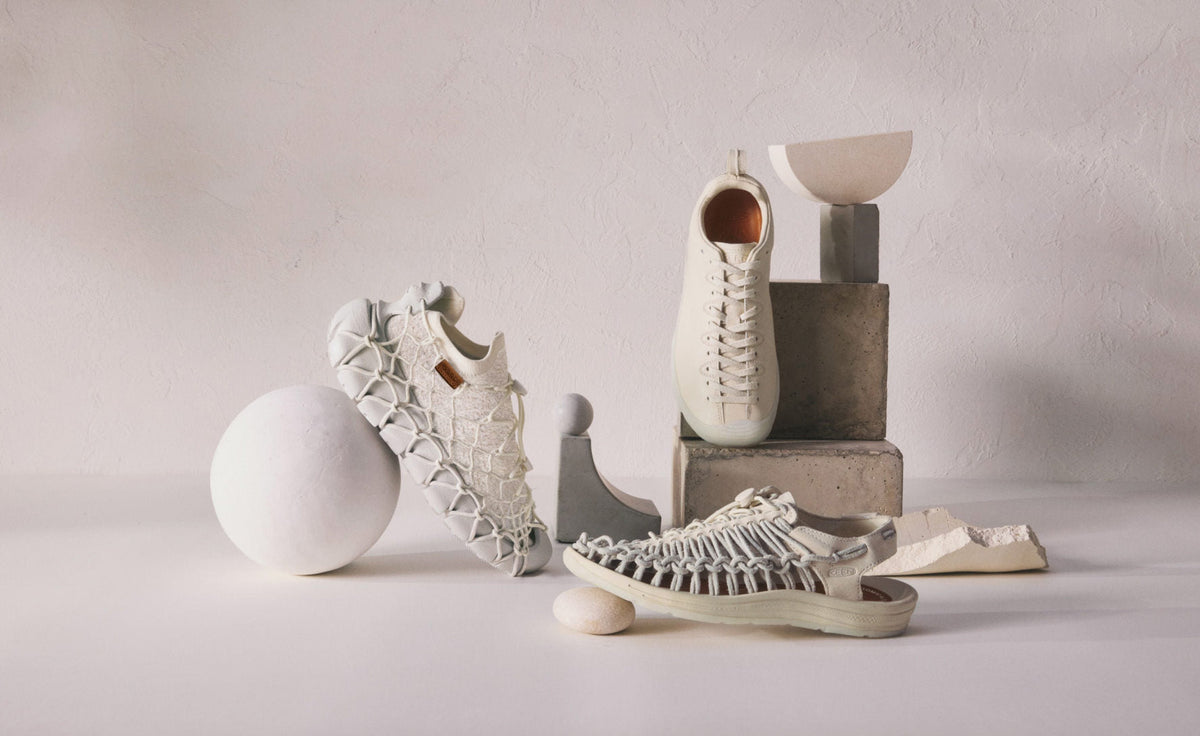 All Gender UNEEK Leather Sneaker - Atmosphere Birch