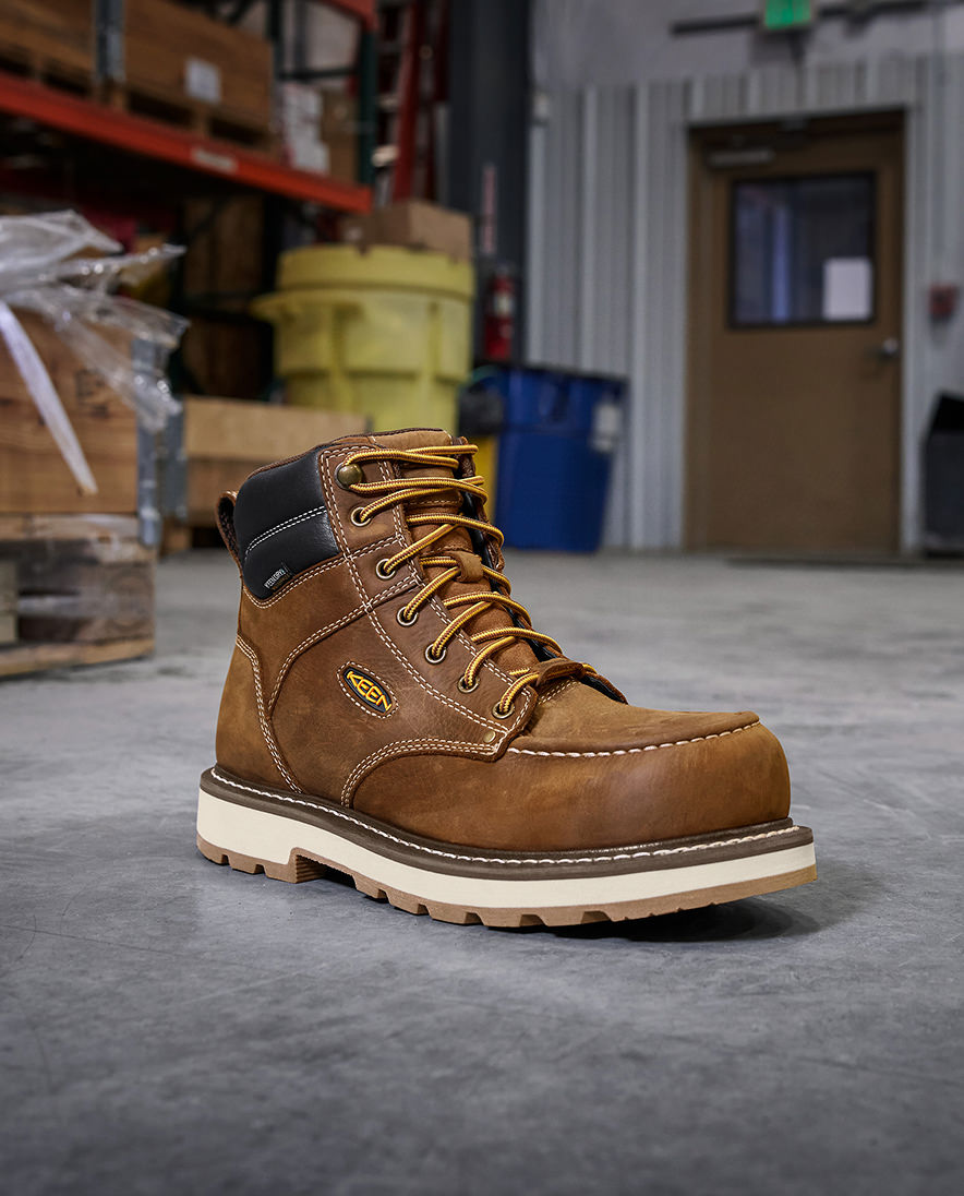 Men's Cincinnati 6" Waterproof 90° Heel Boot (Carbon Toe) - Belgian/Sandshell