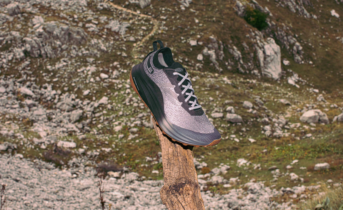 Women's Seek Trail Running Shoe - Black/Magnet