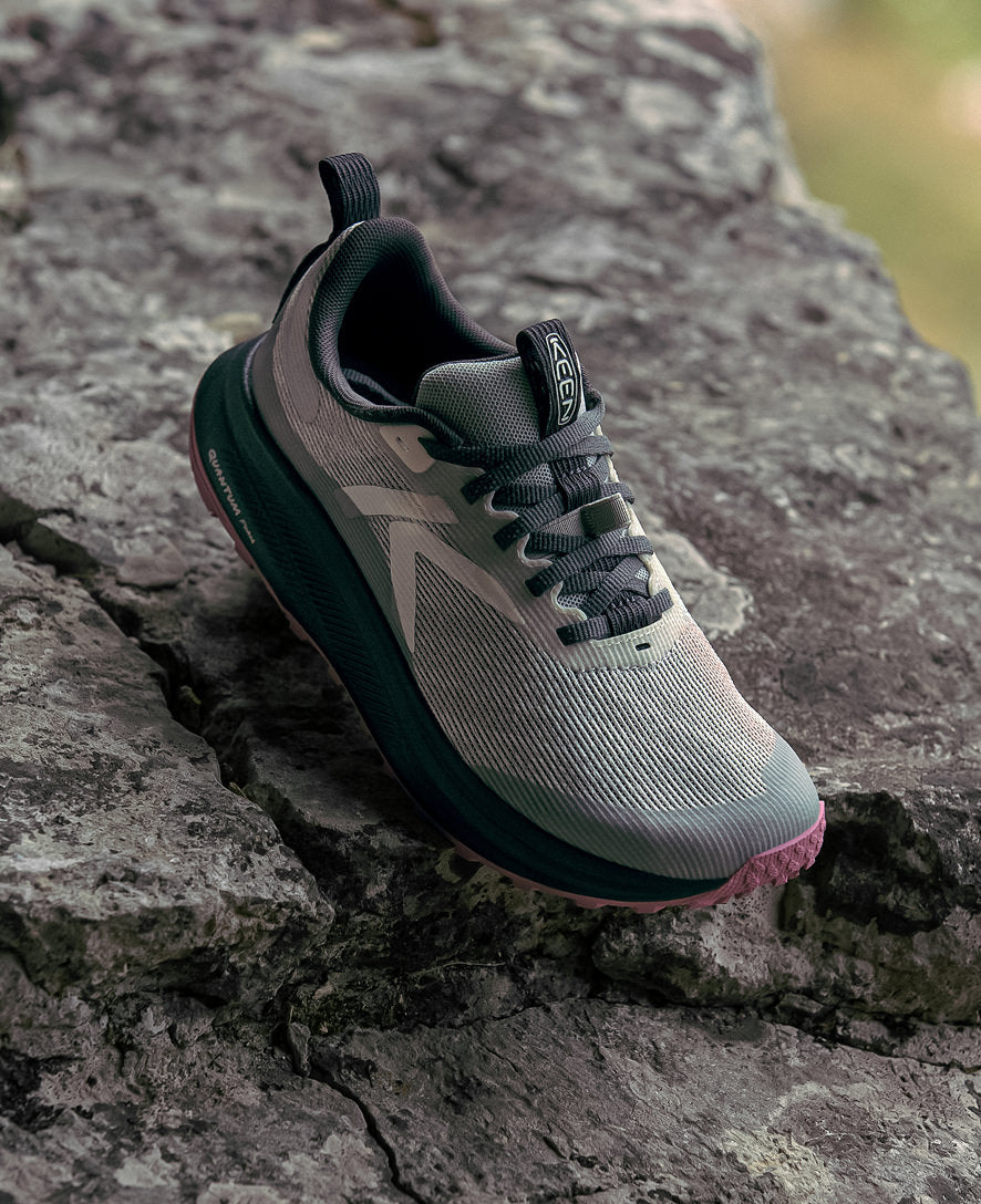 Women's Roam Trail Running Shoe - Vapor/Orchid Smoke