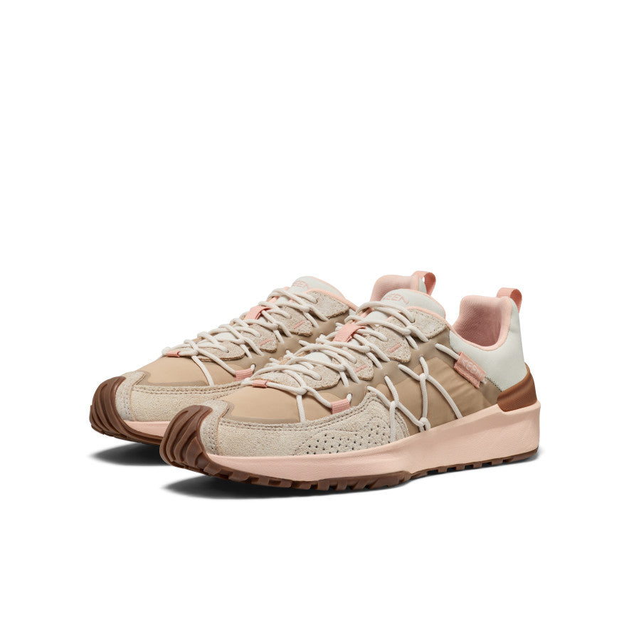 Women's UNEEK Trekker Sneaker - Plaza Taupe/Cameo Rose